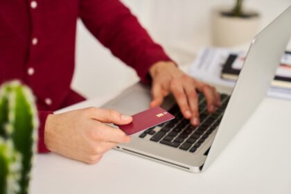 Unzer E-Com GmbH