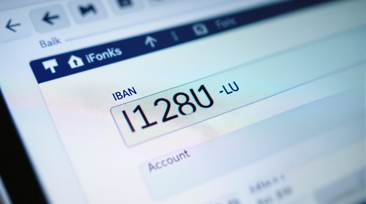 Luxemburgische IBAN LU89 7510 0013 5104 200E im Überweisungsformular – Bankleitzahl und Kontonummer im Detail